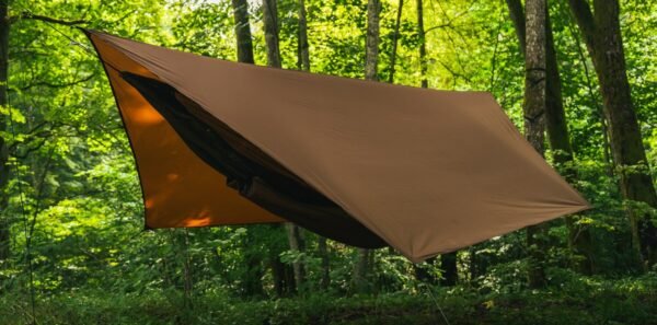Tarp "Shako"