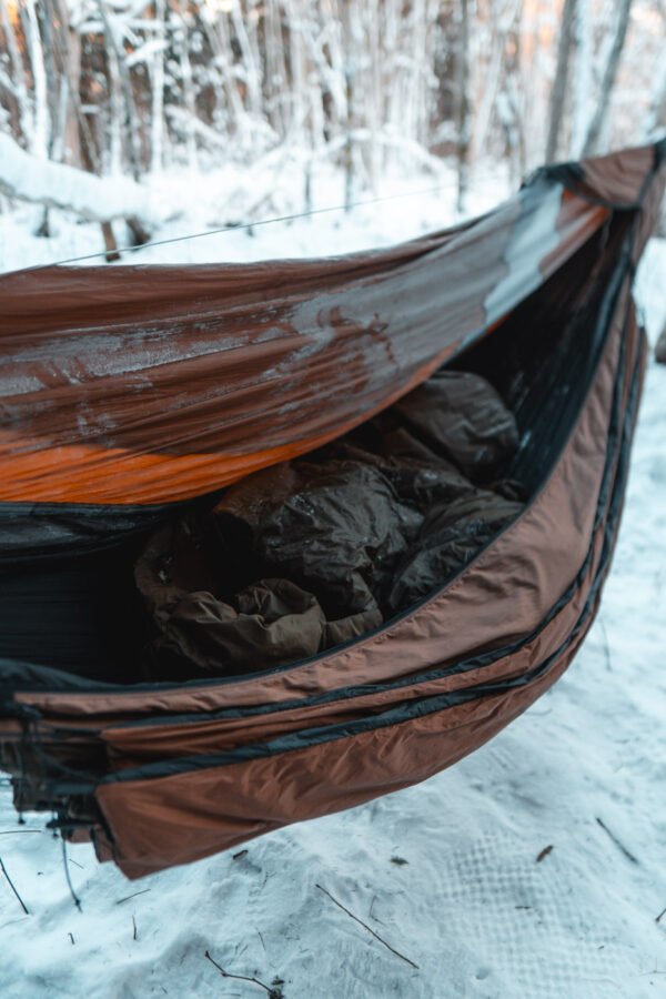 winter hammock system, underquilt layering