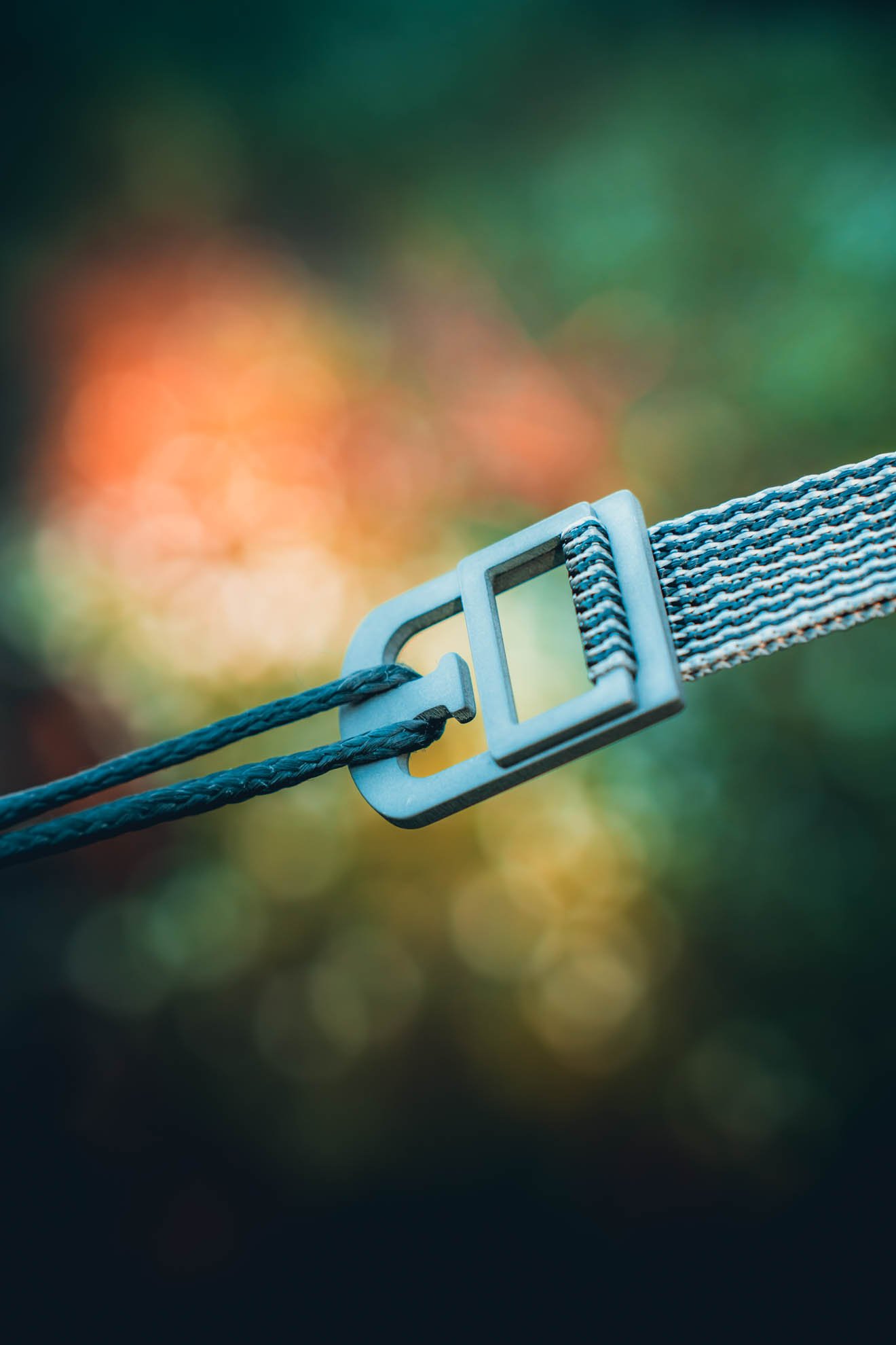 titanium cinch buckle hammock strap connected to hammock continuous loop close-up